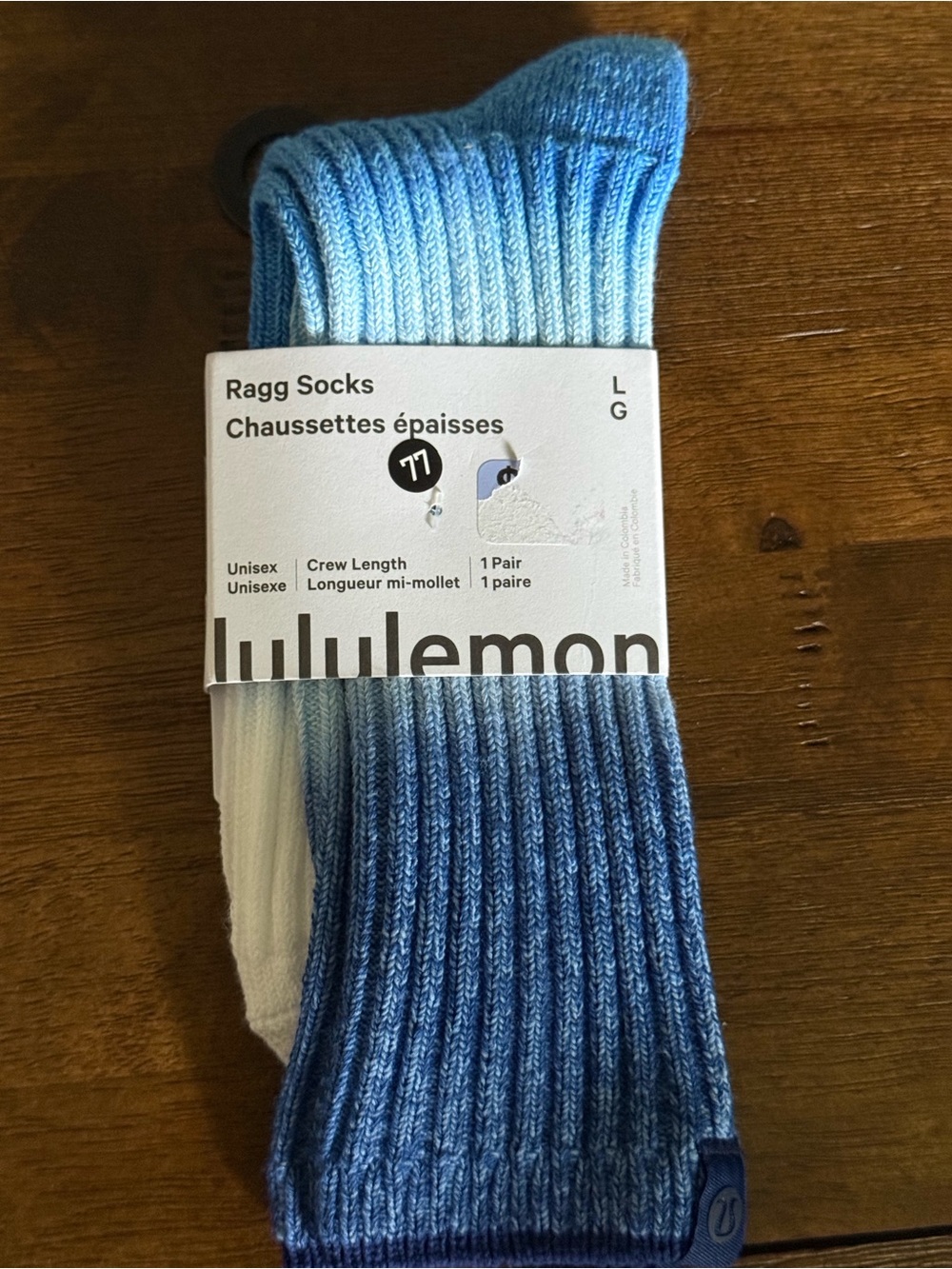 Lululemon NWT L Ombre Blue Ragg Crew Socks unisex